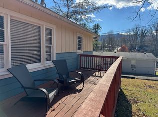 200 S Oconeechee Ave, Black Mountain, NC 28711