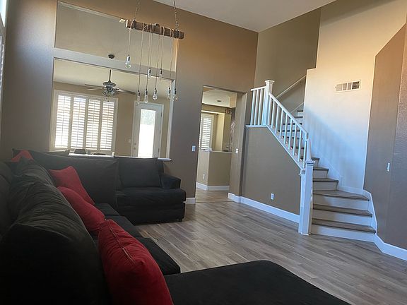 5th image of 8185 Bonaventure Dr