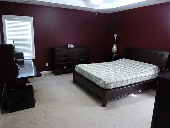 5th image of 129 Idlewild Rd