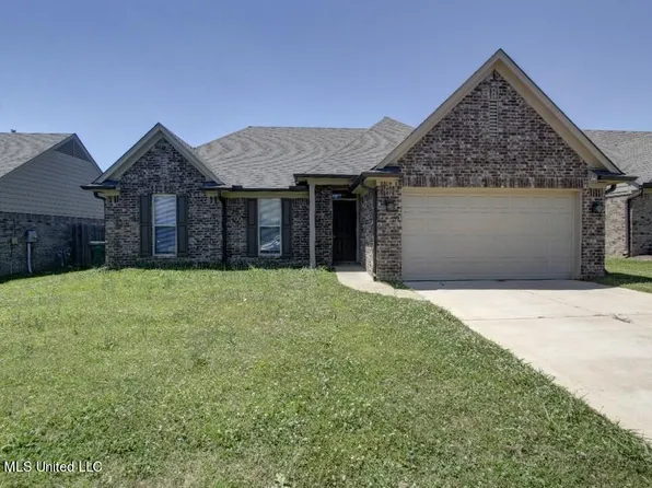 8809 Smith Ranch Dr, Southaven, MS 38671