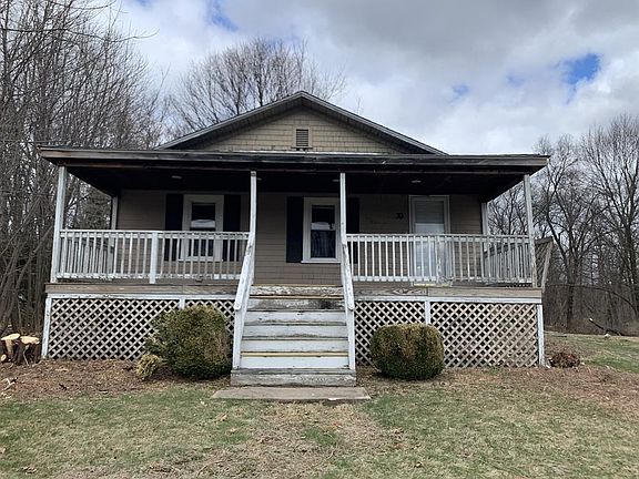 2nd image of 39 Lincoln Avenue Ext
