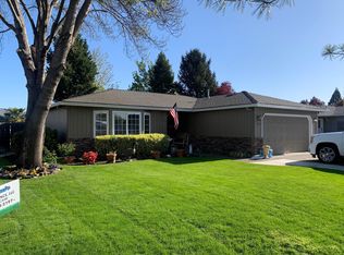 105 Woodbury Ct, Central Pt, OR 97502