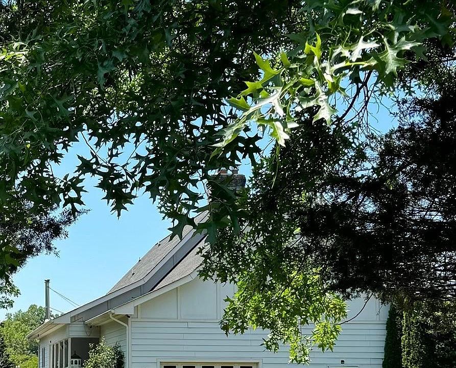 1st image of 10464 Adkins Farm Ln
