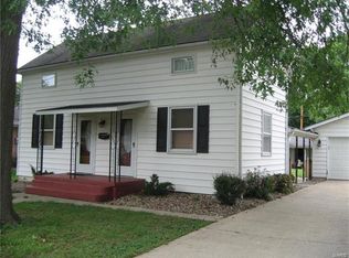 639 N 9th St, Breese, IL 62230