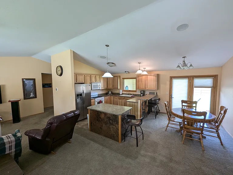 145 Forest Grove Ln — Photo 11