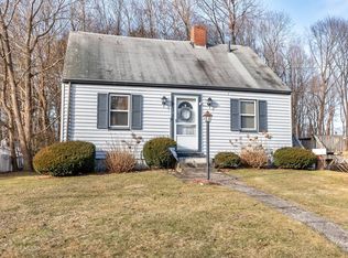 19 Stratford Rd, Natick, MA 01760