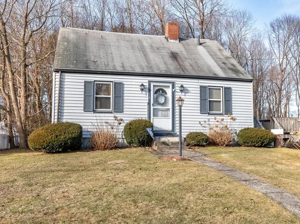 19 Stratford Rd, Natick, MA 01760