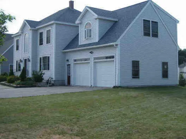 121 Victoria Drive, Westbrook, ME 04092