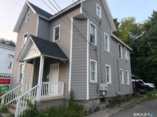 31 Maple Avenue, Danbury, CT 06810