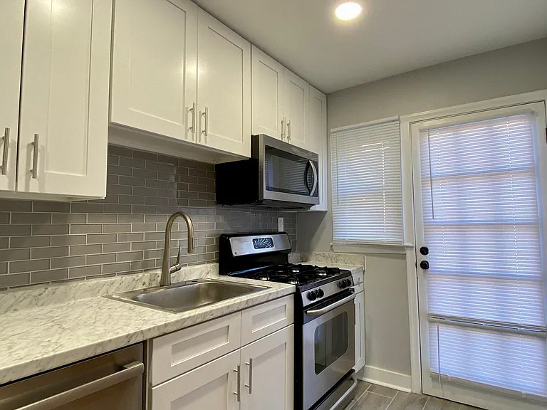 3814 Glenarm Ave — Photo 4