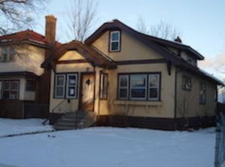 2630 Queen Ave N, Minneapolis, MN 55411