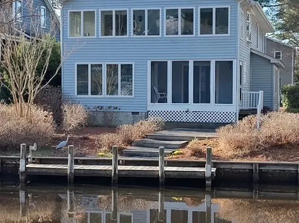 303 W 9th St, Bethany Beach, DE 19930