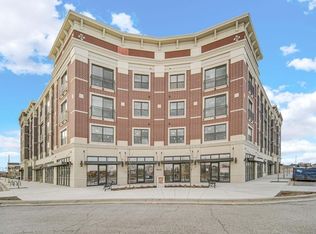 9610 N Centennial Dr #307, Munster, IN 46321