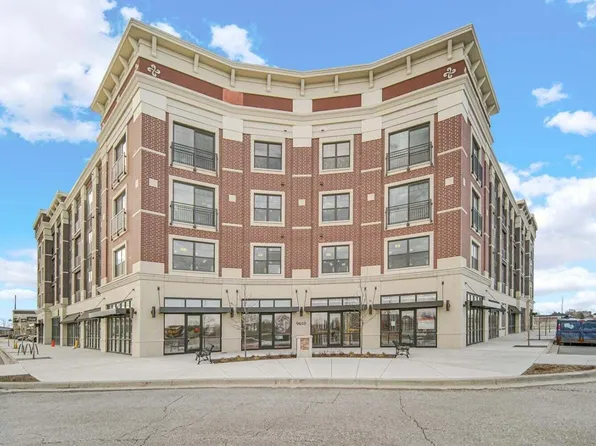 9610 N Centennial Dr #308, Munster, IN 46321