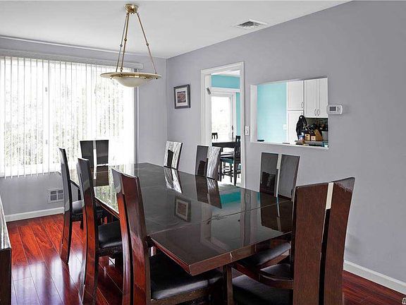 5th image of 912 Glenridge Ave