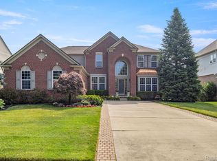 49137 Freestone Dr, Northville, MI 48168
