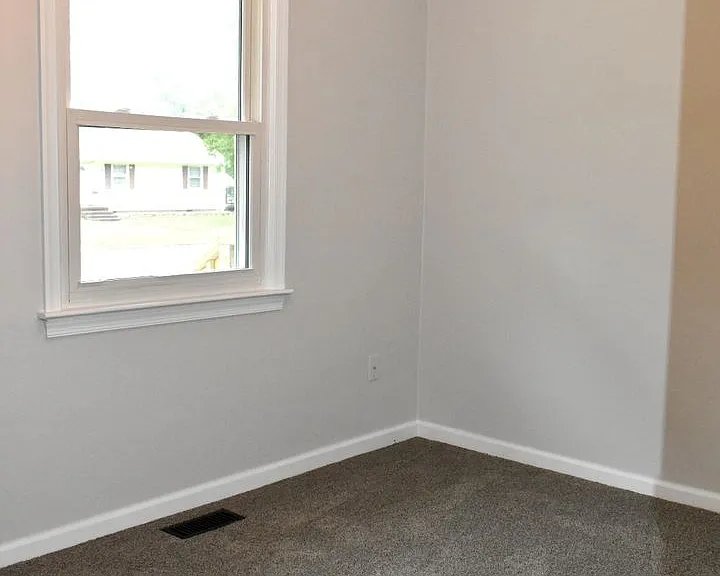 219 Woodhaven Rd — Photo 19