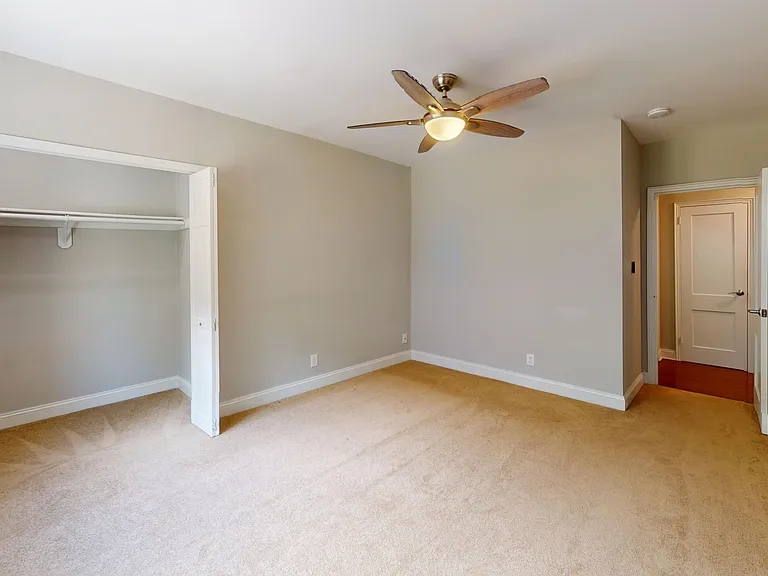 2339 40th Pl NW #104 — Photo 8