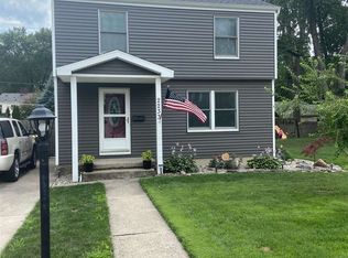 2233 Opechee Way, Fort Wayne, IN 46809