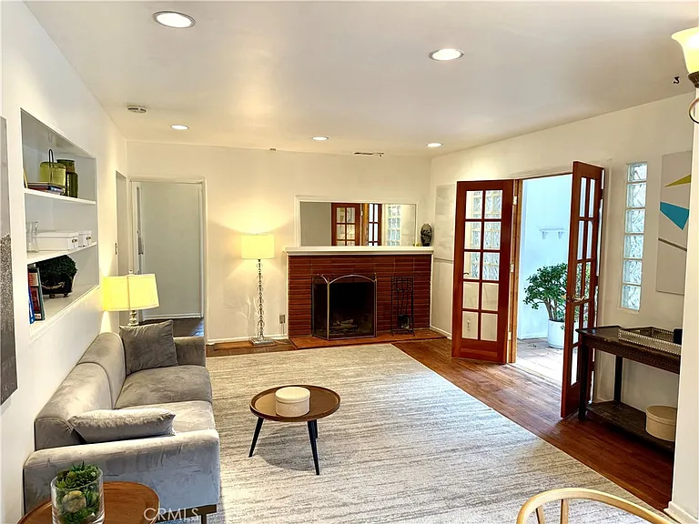 5425 Halbrent Ave — Photo 3