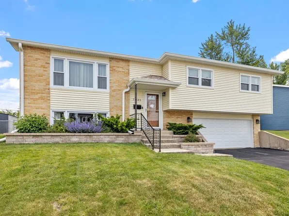 7821 Dalewood Pkwy, Woodridge, IL 60517
