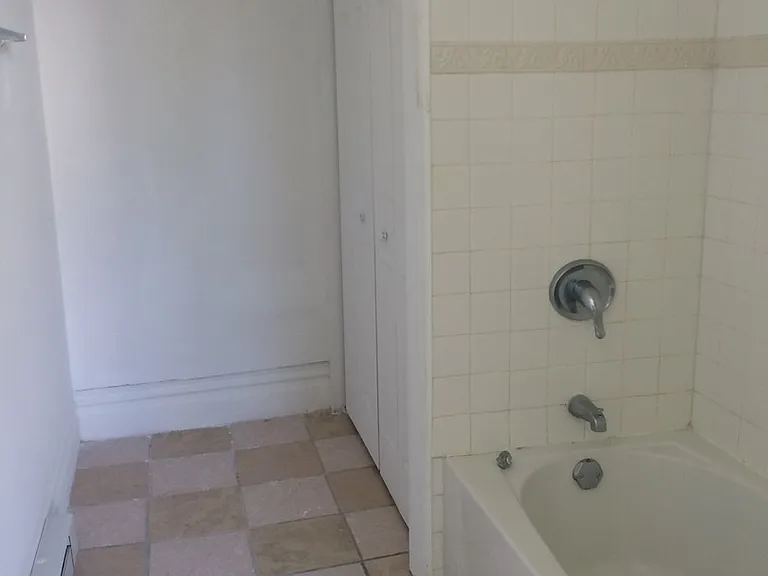 72 Greenbush St — Photo 5
