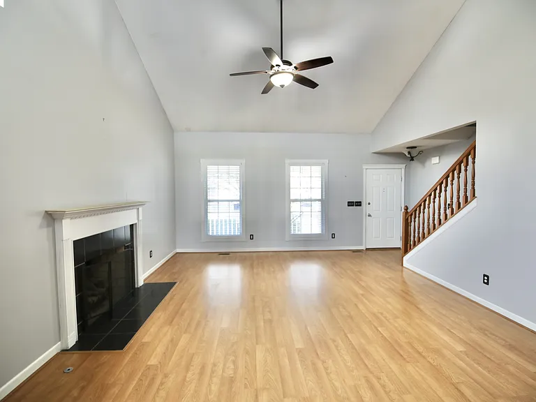 4400 Greensbury Dr — Photo 10