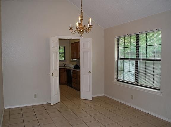 5th image of 2616 Bauer Dr