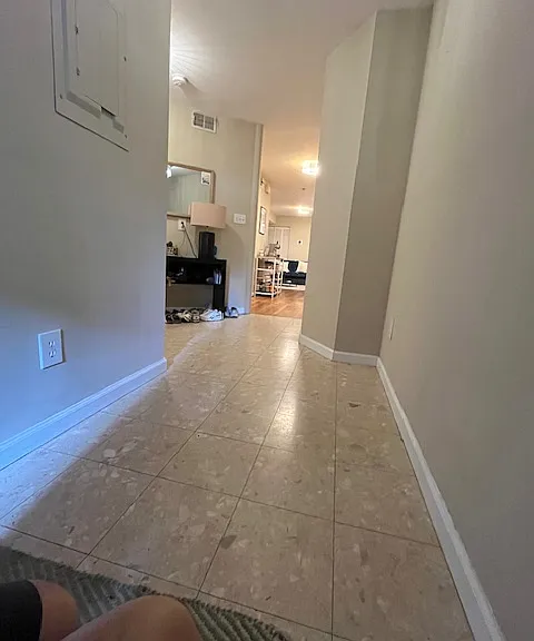 Entry foyer as you enter door