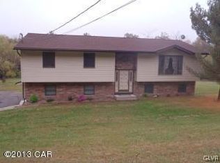 435 W White St, Summit Hill, PA 18250