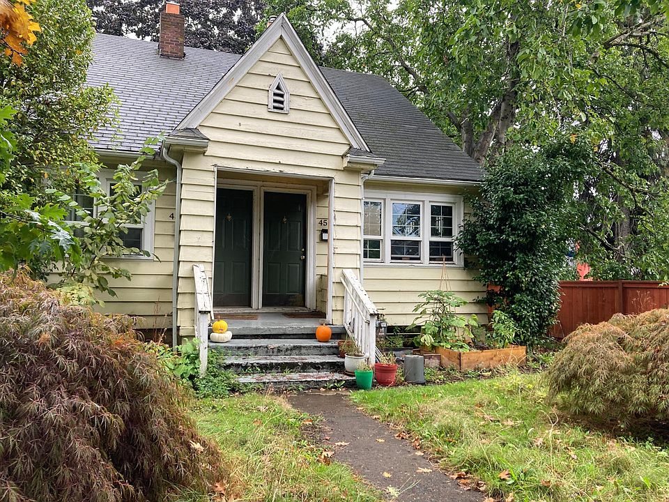 exterior of duplex, open side is on left