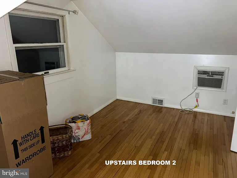 955 Terrace Ln — Photo 12