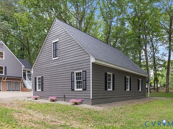 3rd image of 2789 Three Bridge Rd