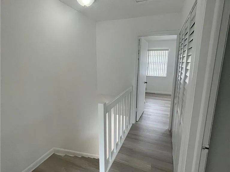 2896 S Edgehill Ln #2896 — Photo 12