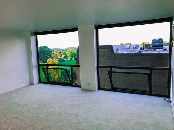 5th image of 4343 N Clarendon Ave APT 714