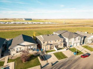 3918 W Sundance Rd #4, Coalhurst, AB T0L 0V2