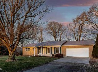 2796 W Hanover Rd, Hanover, IL 61041