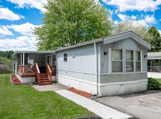 206 Kingston Ln, Indiana, PA 15701