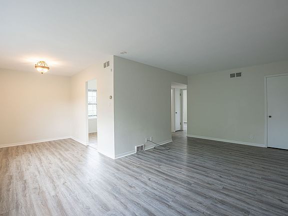 5th image of 4204 N Olsen Ave #6