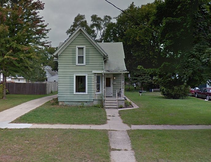 2nd image of 917 Highland Ave