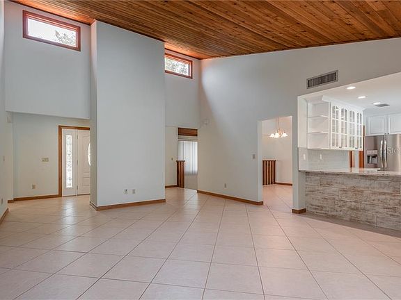 4th image of 9591 Merrimoor Blvd