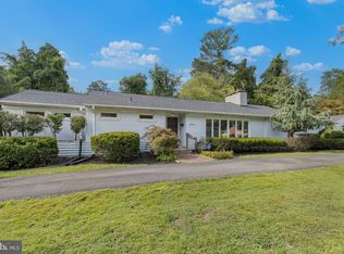 3046 Sleepy Hollow Rd, Falls Church, VA 22042