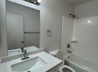 738 W Pepper Pl, Mesa, AZ 85201