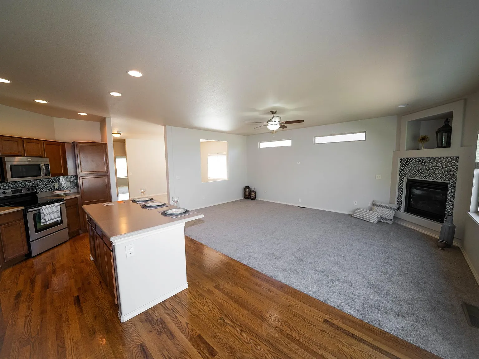 5842 Rowdy Dr — Photo 3