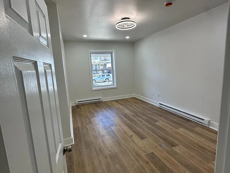 5436 Spruce St #1 — Photo 18