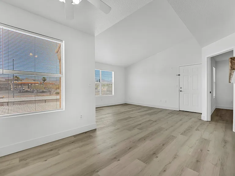 8101 W Flamingo Rd #1-2030 — Photo 25