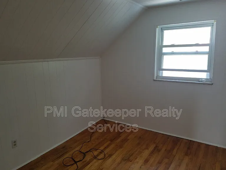 9128 Orangewood Dr — Photo 14