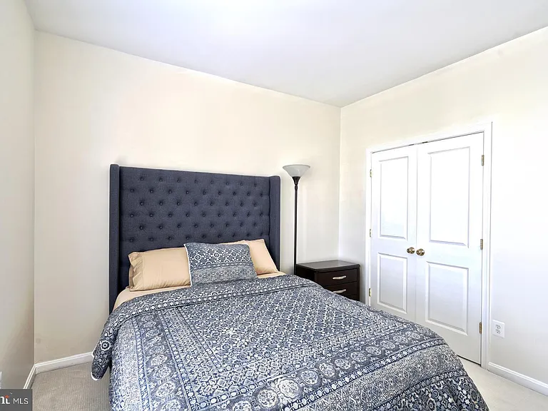 7931 Crescent Park Dr — Photo 24