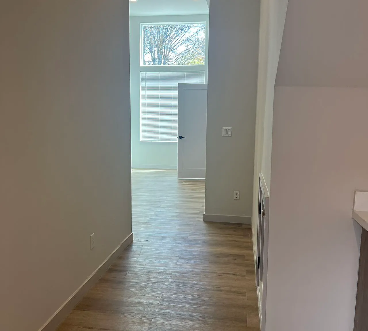 Studio, 417 sqft, $1,100 — Photo 3