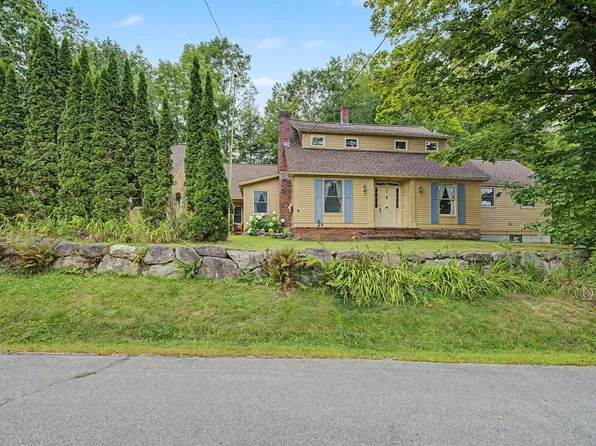 52 Chase Street, Sunapee, NH 03782